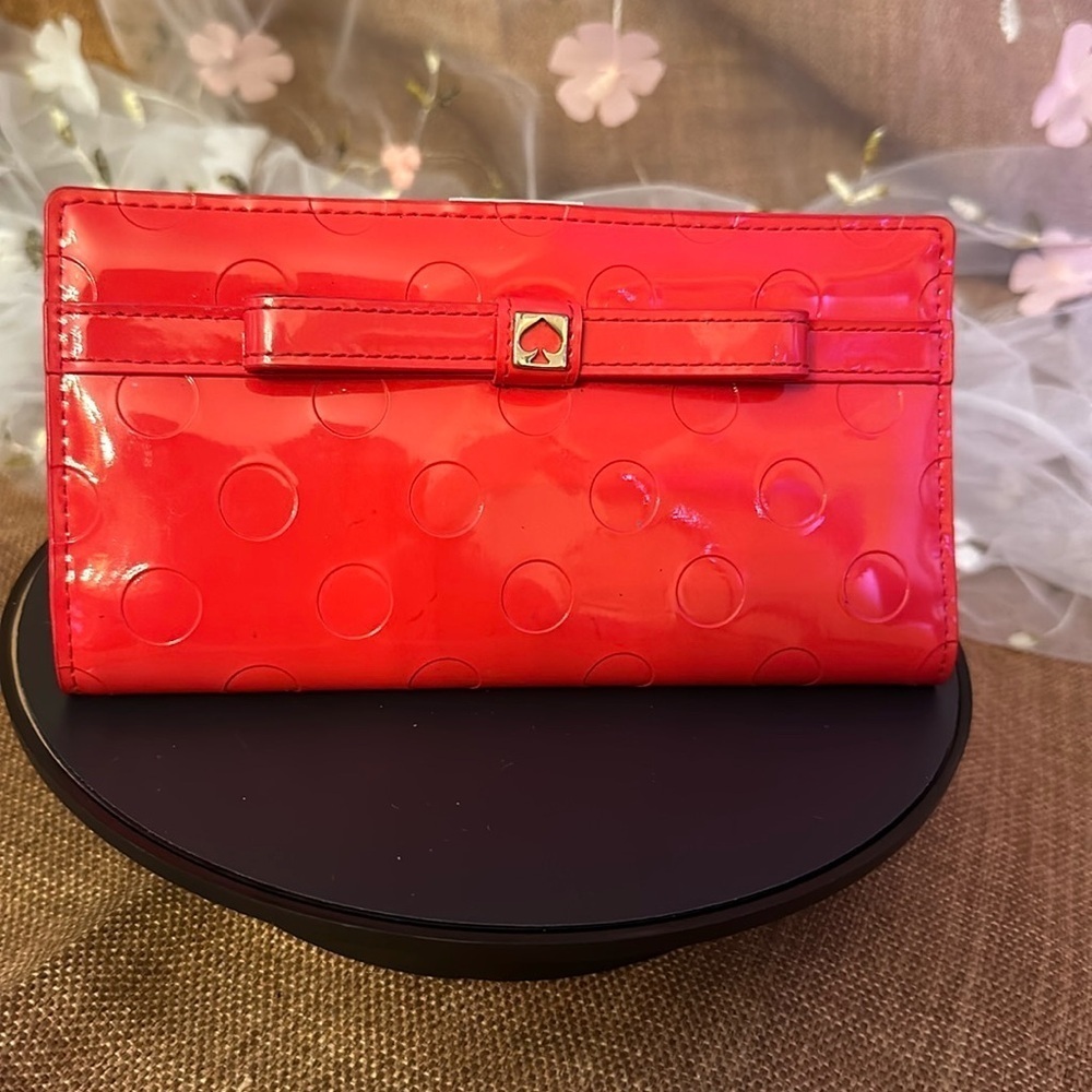 Kate Spade NWOT Thin Wallet Red Bow Patent Leather